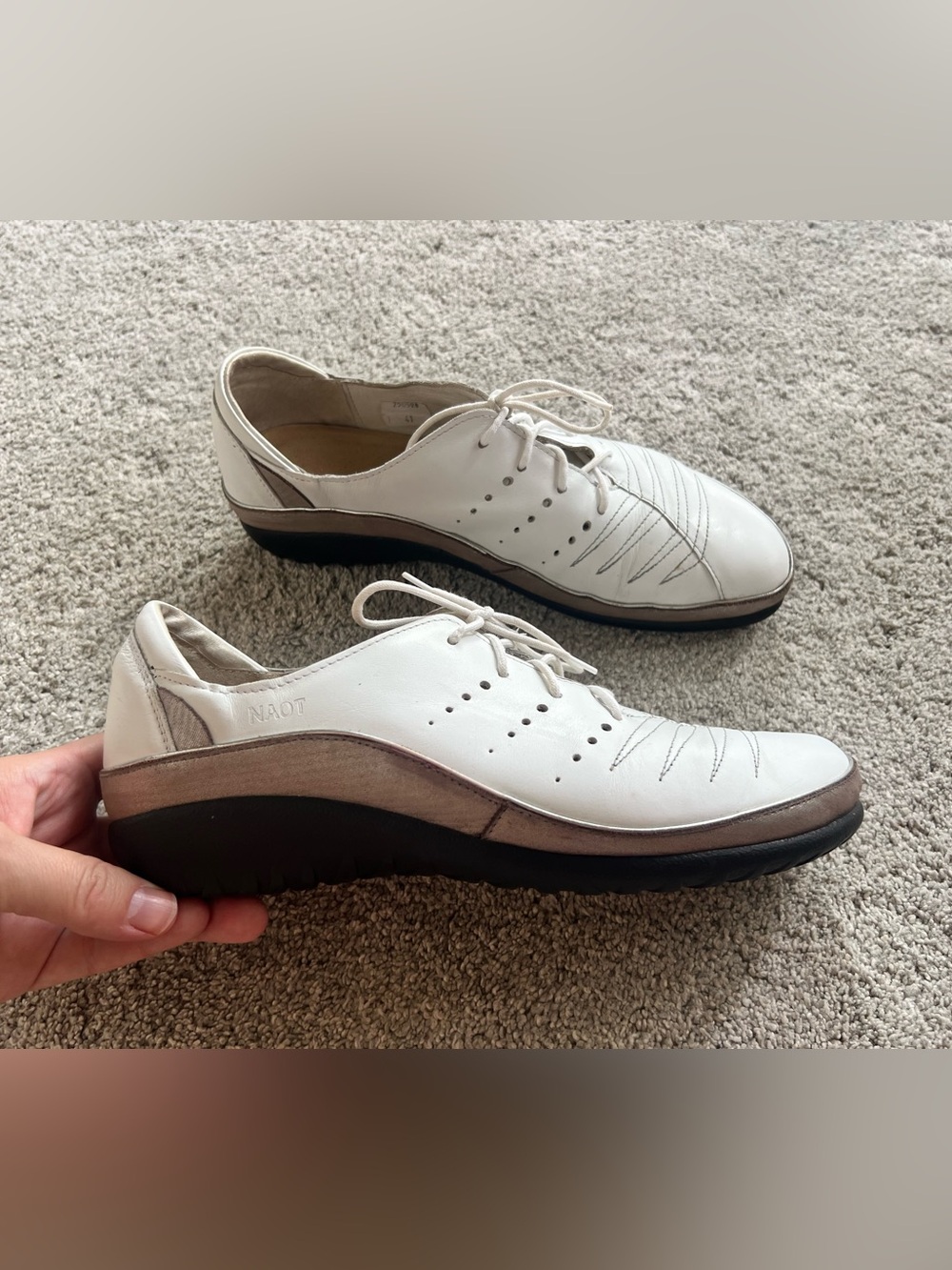 Naot Kumara White Leather Oxfords – Women’s Size 41 (US 10) – Koru Collection